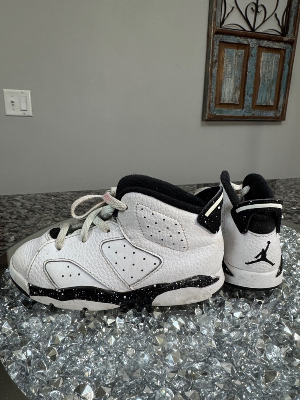 Jordan Kids' White and Black High-Top Sneakers with Speckled Midsole 9C